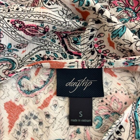 Daytrip Blouse Women's Small Floral V-Neck Wrap 3/4 Sleeve Tie Casual Top - Picture 6 of 8